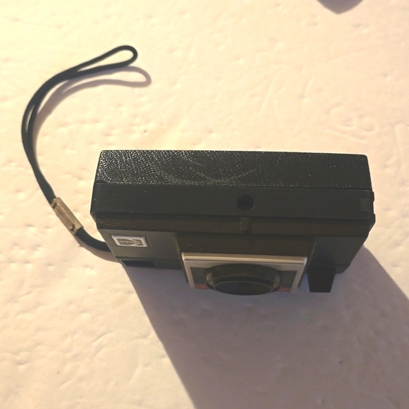 Kodak instamatic Camera X-15F Vintage Black/Red Photography antique - Picture 4 of 8